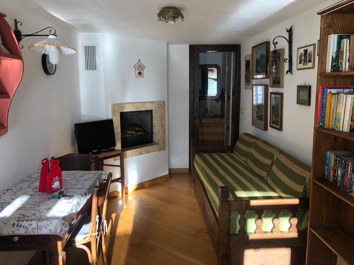 Апартаменты Casa Di Nonna Энтраккуе Экстерьер фото